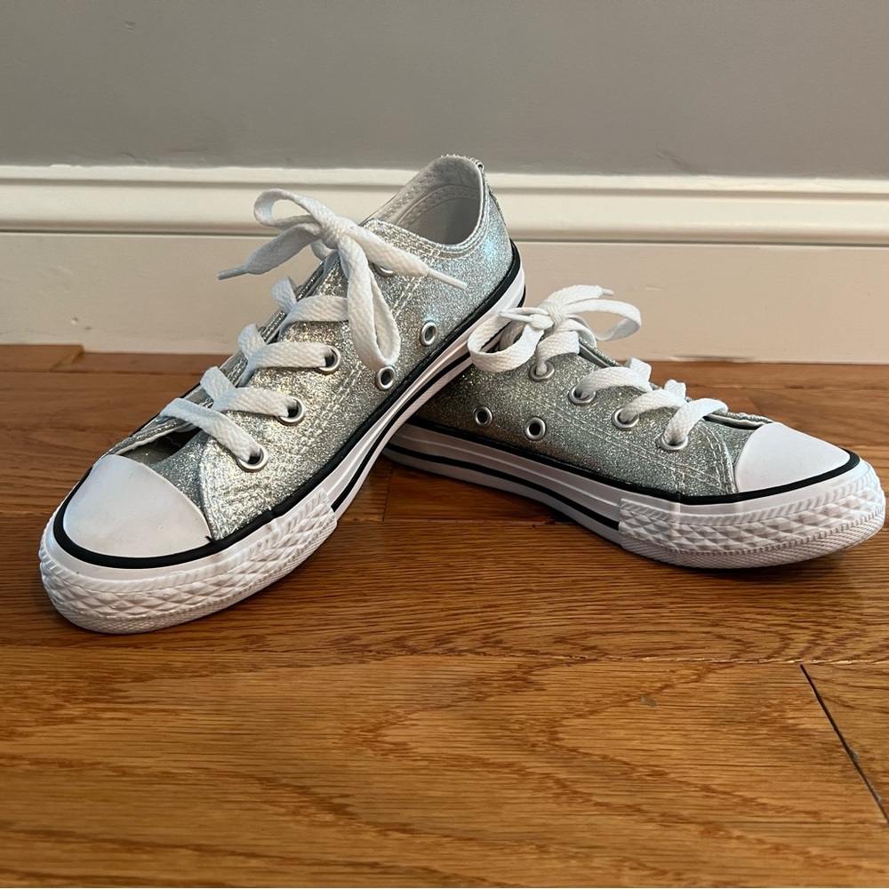 Converse Chuck Taylor All Star Silver Glitter Low Sneaker